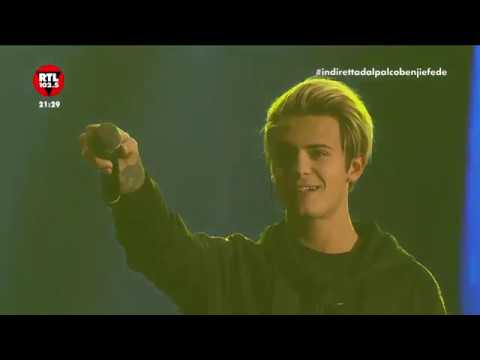 download lagu mp3 mp4 Benji E Fede Tour, download lagu Benji E Fede Tour gratis, unduh video klip Benji E Fede Tour