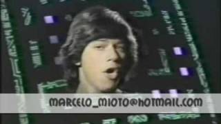 MENUDO VIDEO CLIPE GOTTA GET ON MOVIN 1984 - RICKY, CHARLIE, RAY, ROY, ROBBY