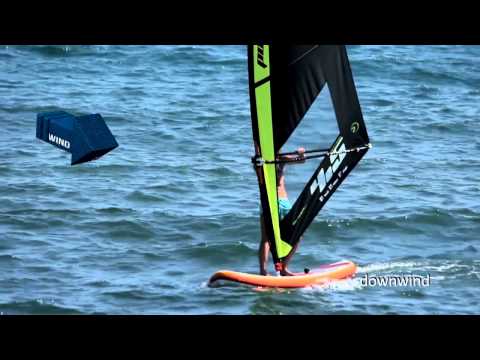 How to sail upwind and downind? The Black Team Academy - Beginner Windsurfing