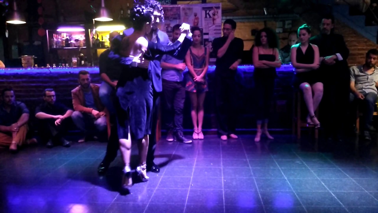 Federico Naveira y Sabrina Masso @ Milonga a La Parrilla