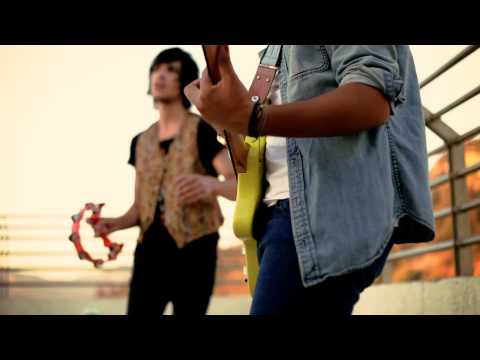 LaVitrola.cl: Cellophane Folks - Bermuda`s Triangle