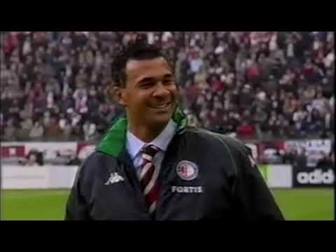 Voetbal Insite met Kraaij jr, Kieft, van Hanegem en Derksen. Presentatie: Wilfred Genee.