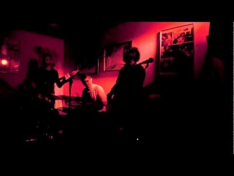 dudlasi - idem na to brdo live@rockatansky, makarska 29/12/2012 FULL HD