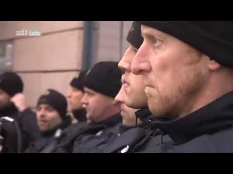 Doku - Polizisten in Extremsituationen - St. Pauli vs Hansa Rostock