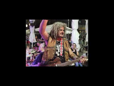 I.R.B.69 ( IRON  ROCK  BASTARDS 69 ) - ''Писна ми оттук'' LIVE