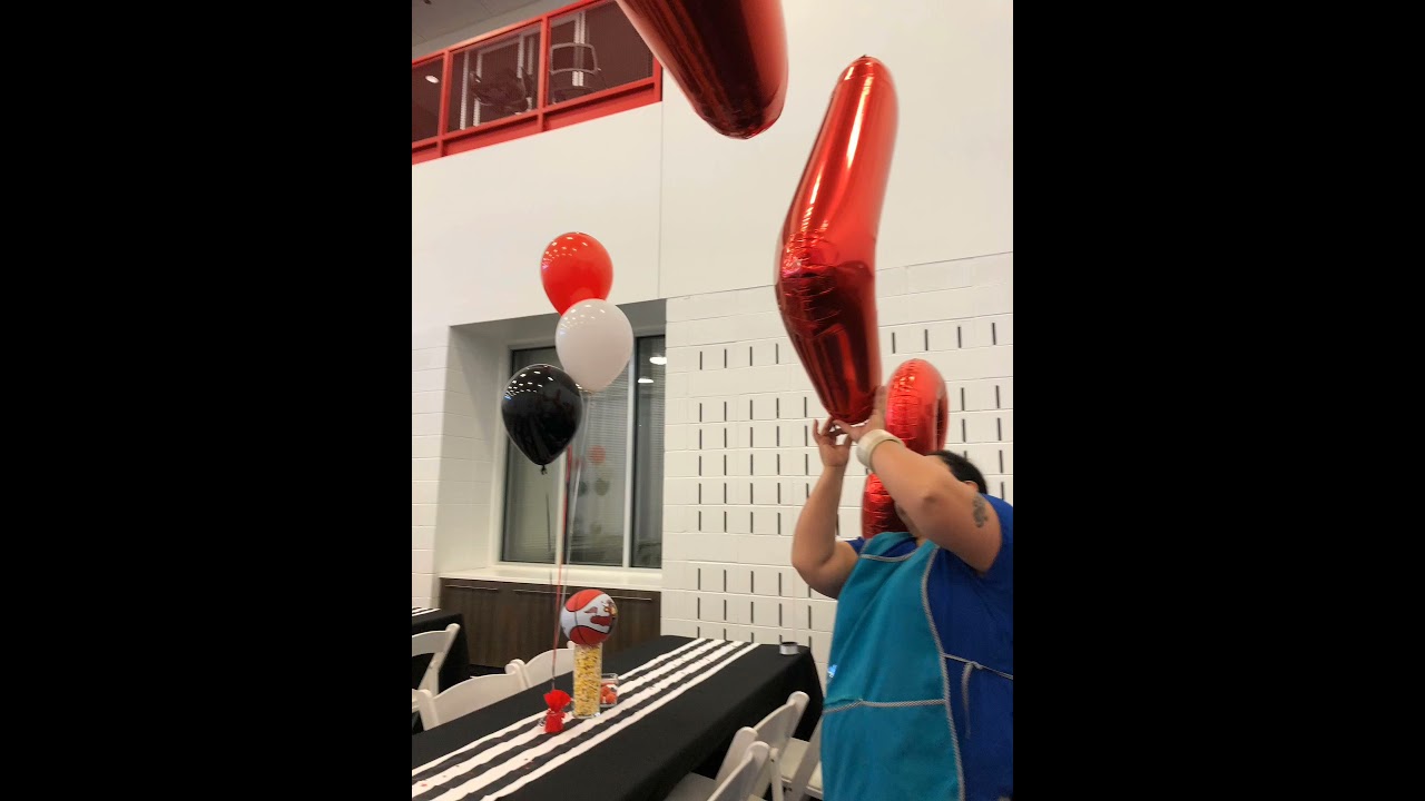 Chicago Bulls balloons