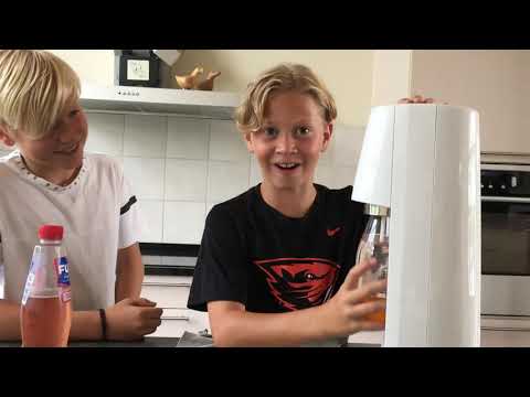 Første video med sodastream maskine med Asger