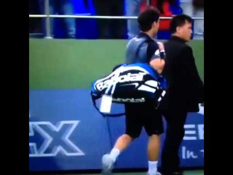 Fabio Fognini makes obscene gesture to crowd at Shanghai Masters