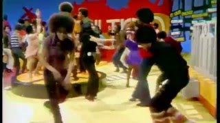 Aceyalone - (The Hold) Soul Train Dancers