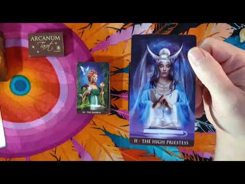 Unboxing The Arcanum Tarot. A Flip Through.