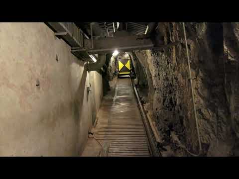 Schrägaufzug im Fort Cindey Abfahrt in der Talstation