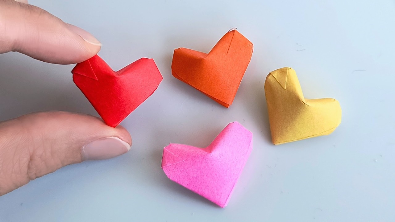 折り紙で作る立体的なハート How to make a three-dimensional heart using origami paper.