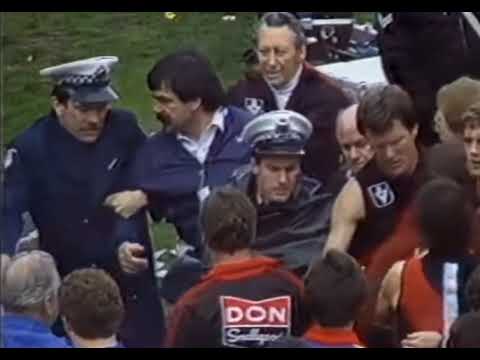 AFL Fight/Melees HARD 1983 Finals Football Fitzroy VS Essendon