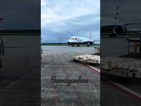 British Airways pousou no Aeroporto Internacional Pierre Trudeau de Montreal YUL Quebec Canadá