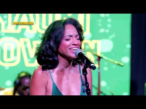 Naomi Cowan Performing at Bob Marley 80th Earthstrong Concert