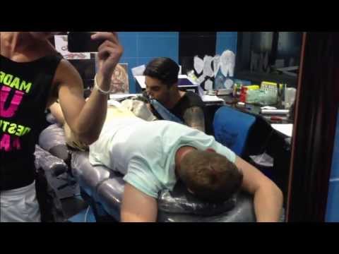Siccome lalcolismo a sintomi di uomini comincia Colm per ordinare gocce con consegna