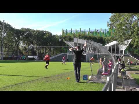 28 sept 2013 Zwaluwen Utrecht 11 3 - VV De Meern 9 com 7-5 Doelpunt Zwaluwen (7-1)
