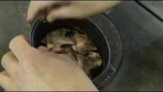preview picture of video 'Recette de cuisine: Pigeonneaux de ferme Partie 1'