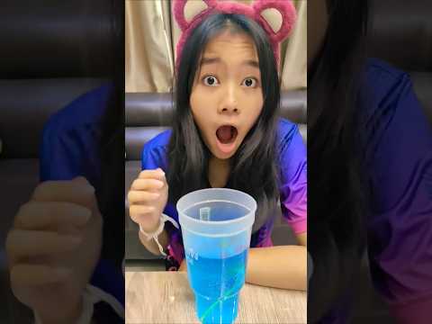 ขนมหล่นในแก้วน้ำ #ฮาๆ #ขำๆ #สนุก #ตลกฮาฮา