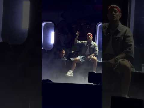 Emis Killa - Parole di Ghiaccio | live @ EM16 Fiera Rho Milano