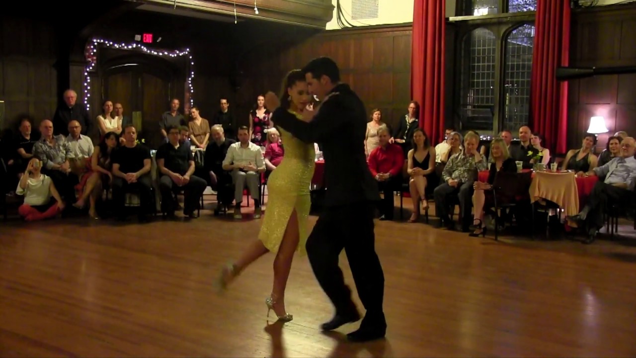 Maxi Copello - Raquel Makow =Mi serenata=