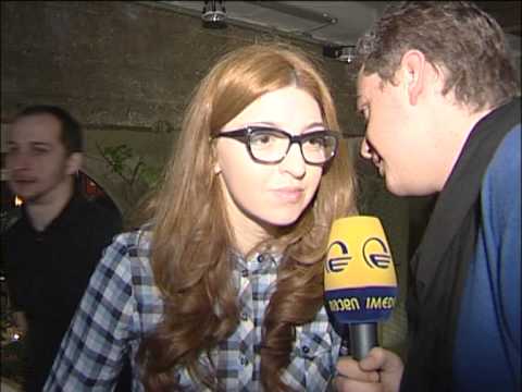 SVANSIKH IN "GARDENS CAFE"