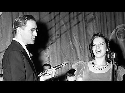 Smoke Gets In Your Eyes - Benny Goodman - Helen Forrest - 1941