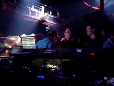 Wally Lopez Titos In