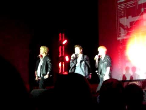 111103 [Fancam] LKFF - SHINee in London, Juliette