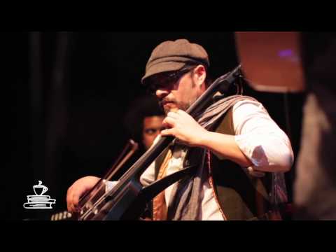 Foro del Tejedor Miguel Inzunza- La fabrica de aves