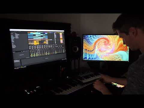 Ableton Live Downtempo Bass Performance with NestDrop visuals