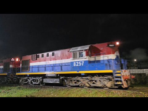 [4K] Variado y colorido tren cargado de NCA con destino a Rosario pasando por Marcos Juárez!!!!!!