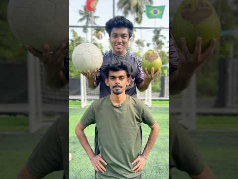 Left Or Right⚽️ #footballchallenge #fifa #aktokreaction #ronaldo