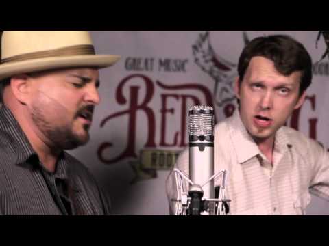 HOT CAN SESSION: Frank Solivan & Dirty Kitchen - "Betrayal" // The Bluegrass Situation