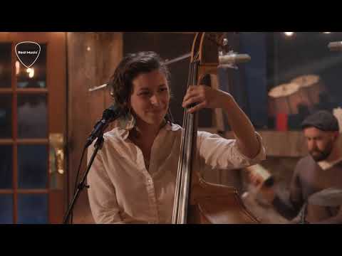 Lindsay Lou - Southland