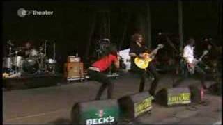 Juliette &amp; The Licks - Purgatory Blues (LIVE!)