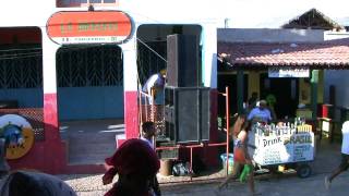 preview picture of video 'Tudo mundo bar in Canoa Quebrada under the carneval in 2008'