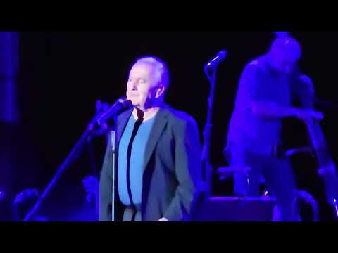 En la planta 14. Víctor Manuel en teatro romano de Medellín. 1-7-23