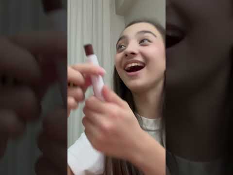 Dubai Çikolatalı lip balm deniyoruz!😍 #ayza #dubaichocolate #lipbalm #dubaiçikolatası