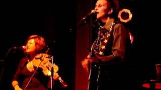 Mary Gauthier & Tania Elizabeth - Sugar Cane