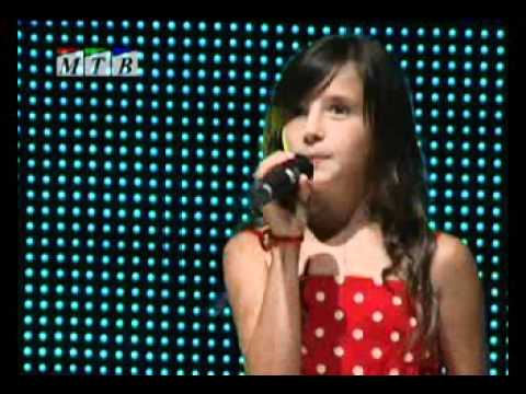 17 Elena Stojcevska SAMO FANTAZIJA Tra la la 2011