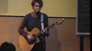 Howie Day - 04 - Buzzing - Live 07-26-2001