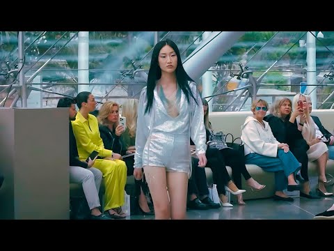 FASHION SHOW (GENNY 2023 FASHION WEEK RUNWAY)