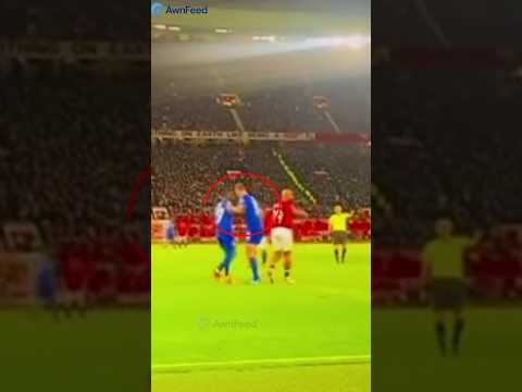 Idrissa Gana Gueye Slaps Teammate | Gueye Red Card