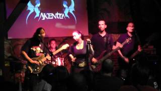 Akentra - Alone - Live 2011 à L'Iguane café