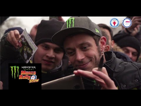 La sessione autografi del Monster Energy Monza Rally Show 2016