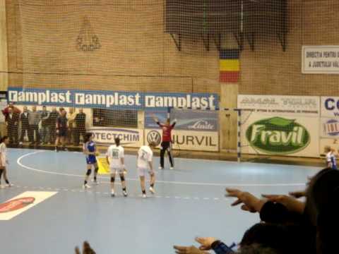 1'st 7m goal by Narcisa Lecusanu - OLTCHIM-GYOR W.Handball Champions League 28-26