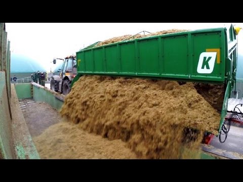 Agritechnica: Kröger agroliner zeigt hydraulisch klappbare Seitenwand