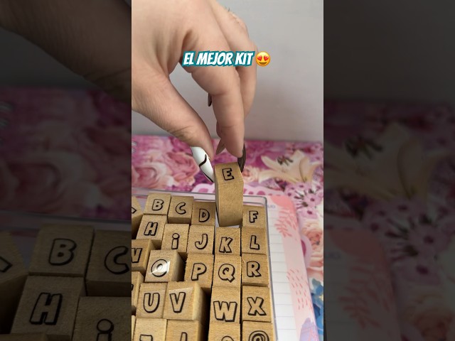 Vídeo relacionado con 40 Piezas Sellos de Letras, Sello Goma Madera, Kit de Sellos de Alfabeto y Números para DIY Tarjetas de Felicitación, Scrapbooking, Manualidades