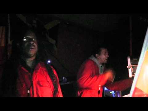 PAPA ROOTS meets FREEDOM MASSES @BLACK SWAN BRISTOL DUB CLUB 6th April 2012 PT5
